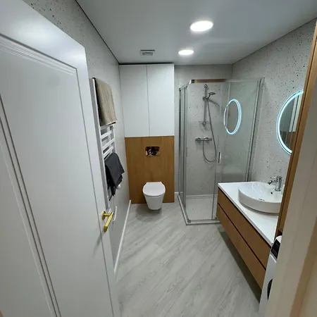 V4 New Apartman *
