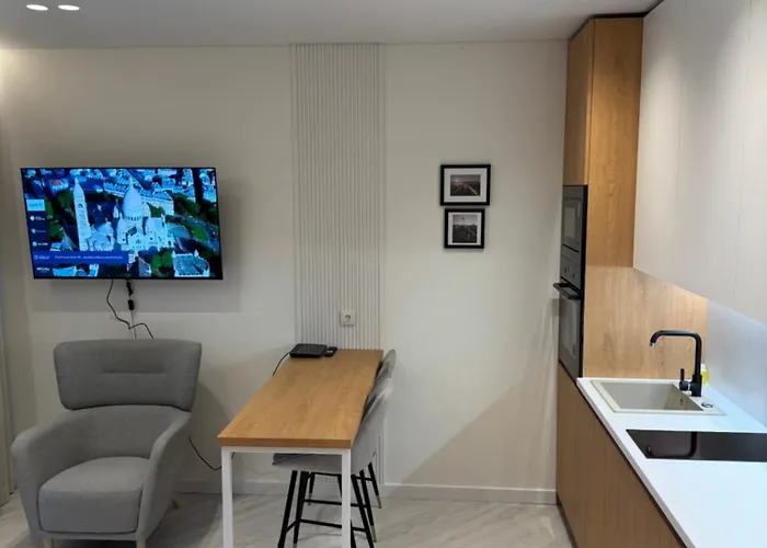 V4 Europa New * Vilnius